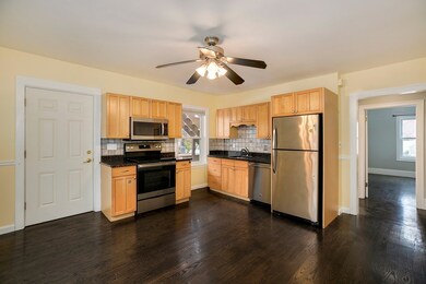 161 Warren St unit 161, Watertown, MA 02472 - photo 6