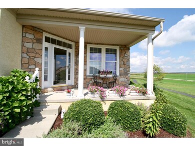 143 Augusta Dr, Honey Brook, PA 19344 - photo 2