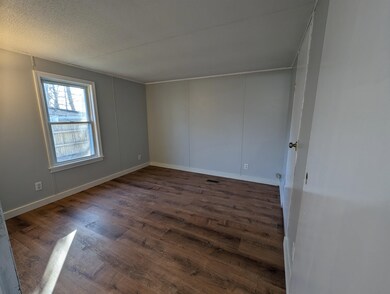 7 Lower Landing Mhp, Charlestown, NH 03603 - photo 6