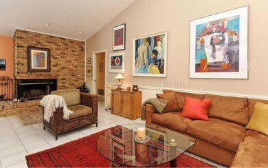 Den/Family/Great Room