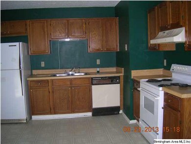 1907 Springlake Ct, Birmingham, AL 35215 - photo 6