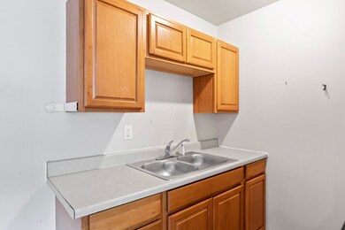 828 North St unit . 11, Mount Morris, MI 48458 - photo 7