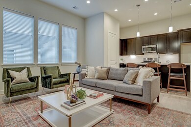 133 Knights Bridge Park Ln, Houston, TX 77018 - photo 5