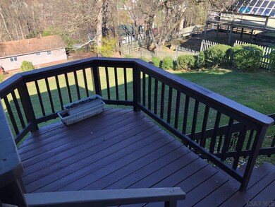 1938 Mount View Dr, Johnstown, PA 15905 - photo 3