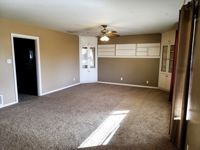 1010 Avenue A, Fredericksburg, TX 78624 - photo 2