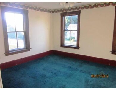 139 Lawrence St, Clinton, MA 01510 - photo 5