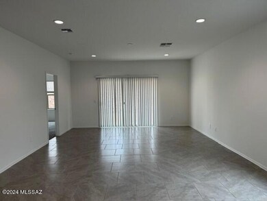 Lot 356 Great room with blinds