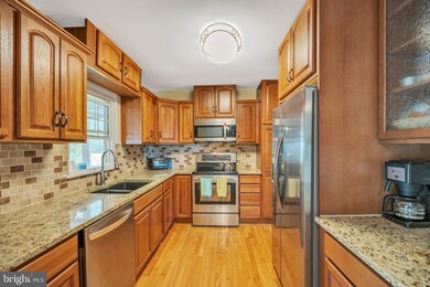 22030 Daniel Ct, California, MD 20619 - photo 7