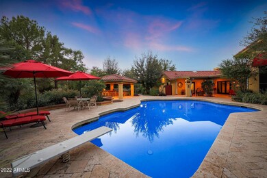 Sparkling Diving Pool