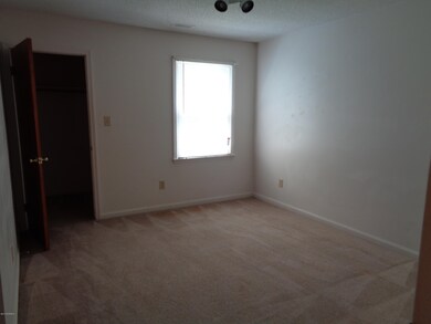 121 Stallion Dr, Jacksonville, NC 28540 - photo 5