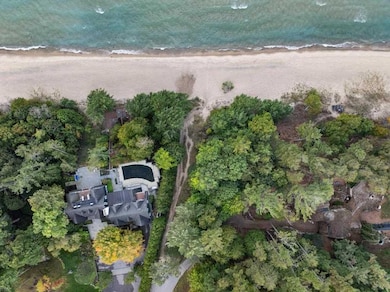 406 Burns St, Charlevoix, MI 49720 - photo 7