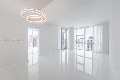 Paramount at Miami Worldcenter unit 3911, Miami, FL 33132 - photo 4