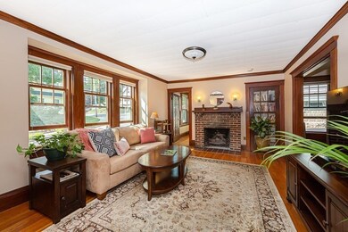 43 Menotomy Rd unit 1, Arlington, MA 02476 - photo 4