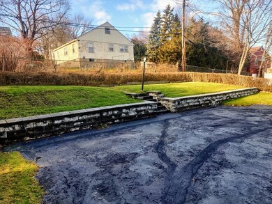 126 Houghton St, Worcester, MA 01604 - photo 4