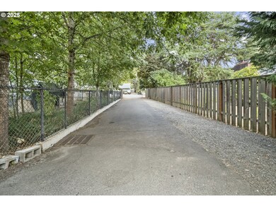 4077 SW 188th Ave, Beaverton, OR 97007 - photo 7