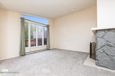 04-Living Room-DW-3449-Edit