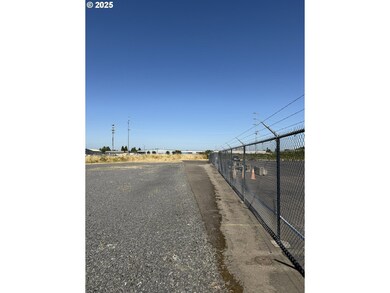 1943 30th St, Springfield, OR 97478 - photo 6