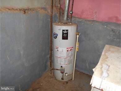 721 N 10th St, Camden, NJ 08102 - photo 6