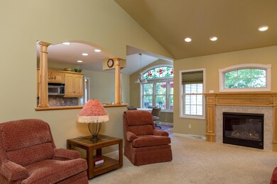 761 Royal Cir, Howard, OH 43028 - photo 6