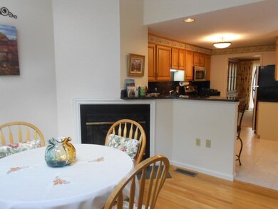 220 Brickett Hill Cir unit 220, Haverhill, MA 01830 - photo 6