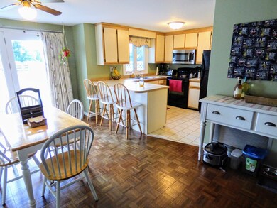 395 Donohue Rd unit 6, Dracut, MA 01826 - photo 3