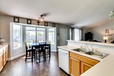 8105 E Des Moines St, Mesa, AZ 85207 - photo 5