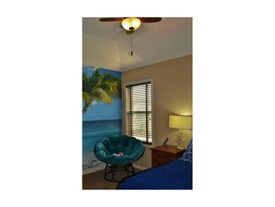 California Dreaming in bedroom 3
