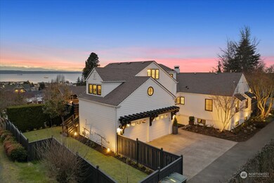 854 Maple St, Edmonds, WA 98020 - photo 2