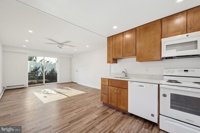 22 S Springfield Rd unit E1, Clifton Heights, PA 19018 - photo 6