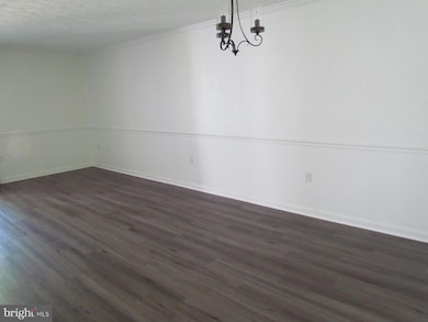 13240 Clipper Cir, Solomons, MD 20688 - photo 5