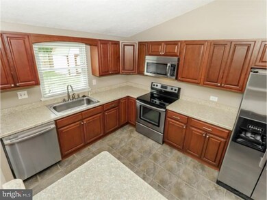 407 Justice Ln, Morrisville, PA 19067 - photo 6