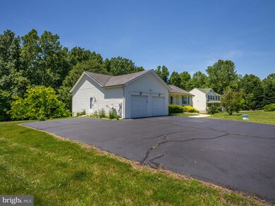 1259 Sheridan Dr, Owings, MD 20736 - photo 7