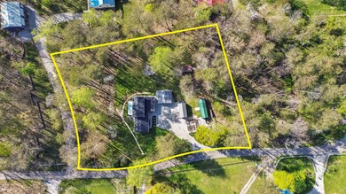 695 Valley View Dr, Burnside, KY 42519 - photo 3