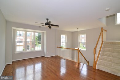 13194 Dashco Way, Herndon, VA 20171 - photo 7