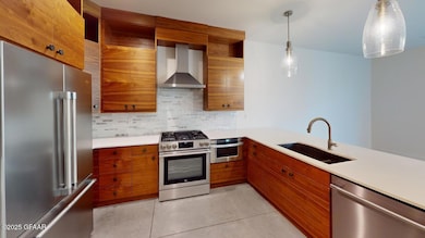 15 S 4th St unit 307, Grand Forks, ND 58201 - photo 2