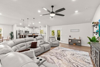 8422 Lucena St, Navarre, FL 32566 - photo 5