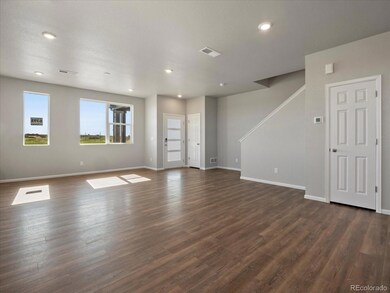 6367 N Netherland Ct, Aurora, CO 80019 - photo 4