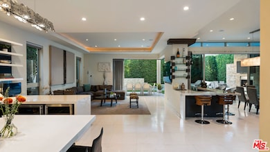 633 N Laurel Ave, Los Angeles, CA 90048 - photo 4