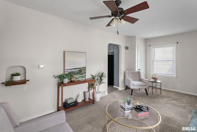 1636 W Columbia Ave, Davenport, IA 52804 - photo 5