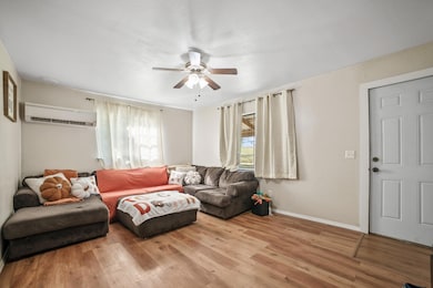 1504 E State Highway 90, Jane, MO 64856 - photo 3