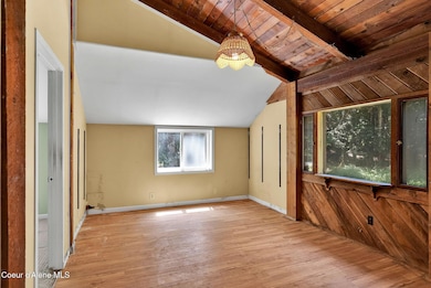 5-web-or-mls-SkyLight - Jenny-48