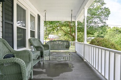 912 S Oakwood St, Rossville, GA 30741 - photo 5