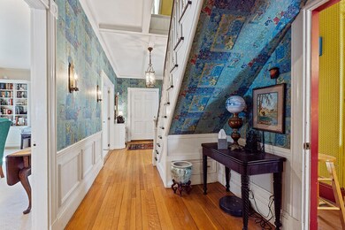 Foyer Entry
