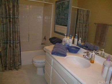 955 W Paramount St, Azusa, CA 91702 - photo 7