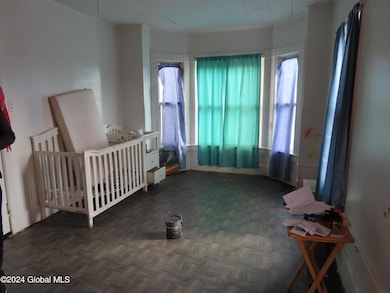 1 Manning Square, Albany, NY 12206 - photo 4