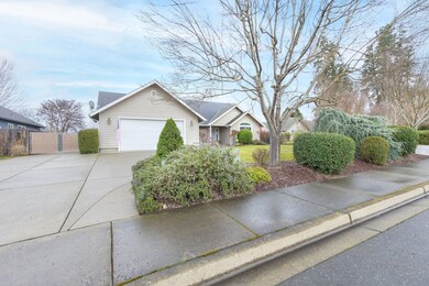 41-web-or-mls-1717-leonard-rd