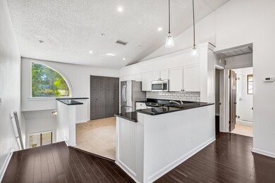 9-web-or-mls-8983 Heron Walk Dr-35