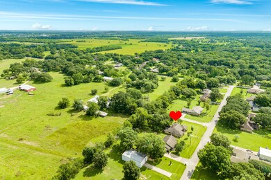 57 Fulton Dr N, Alvin, TX 77511 - photo 3