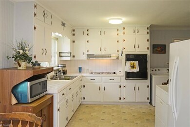 1936 Spero Rd, Asheboro, NC 27205 - photo 3