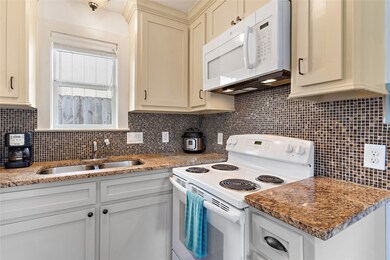 729 Allston St unit B, Houston, TX 77007 - photo 5